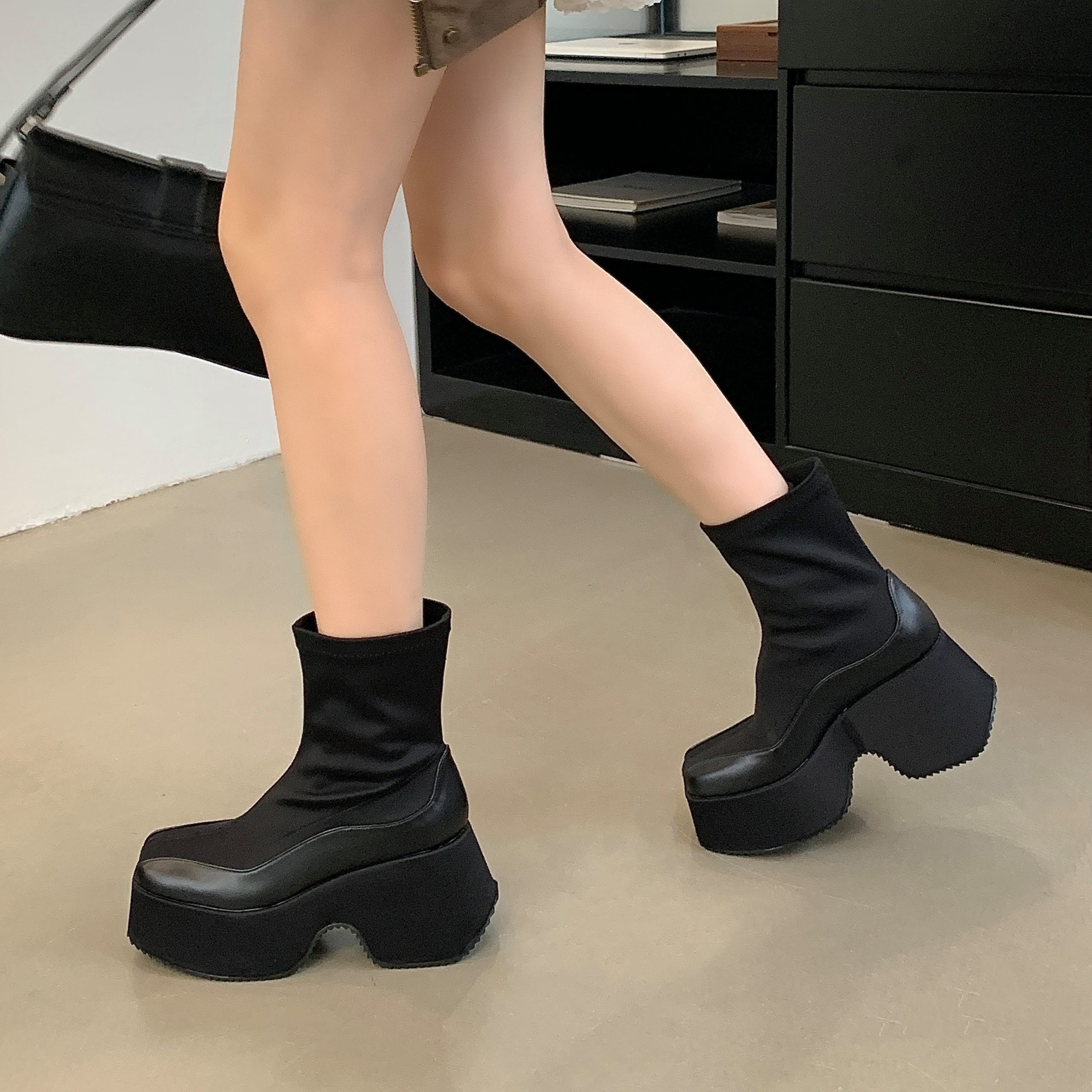 1727873018156_101183.jpg BUBUFLY Women's 9cm Chunky Heel Stretch Sock Boots High Top Square Toe Platform Boots