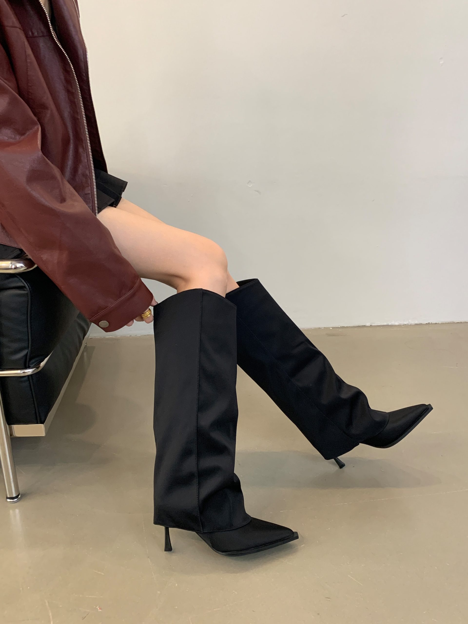 Black Sexy High Tube Boots for Women Stiletto Heel 2024 Early Autumn New French Style Slim Boots Long Boots