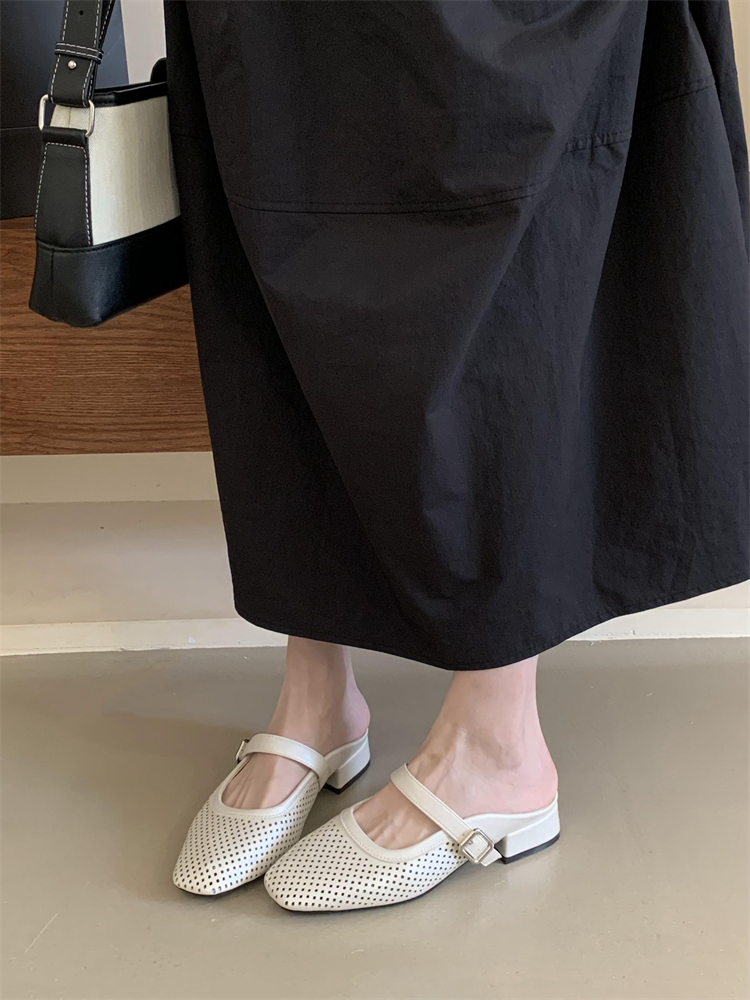 2025 Summer New Forest Style Closed Toe Half Slippers Women's Slip On Chunky Heel Hollow Hole Sandals Flat Shoes